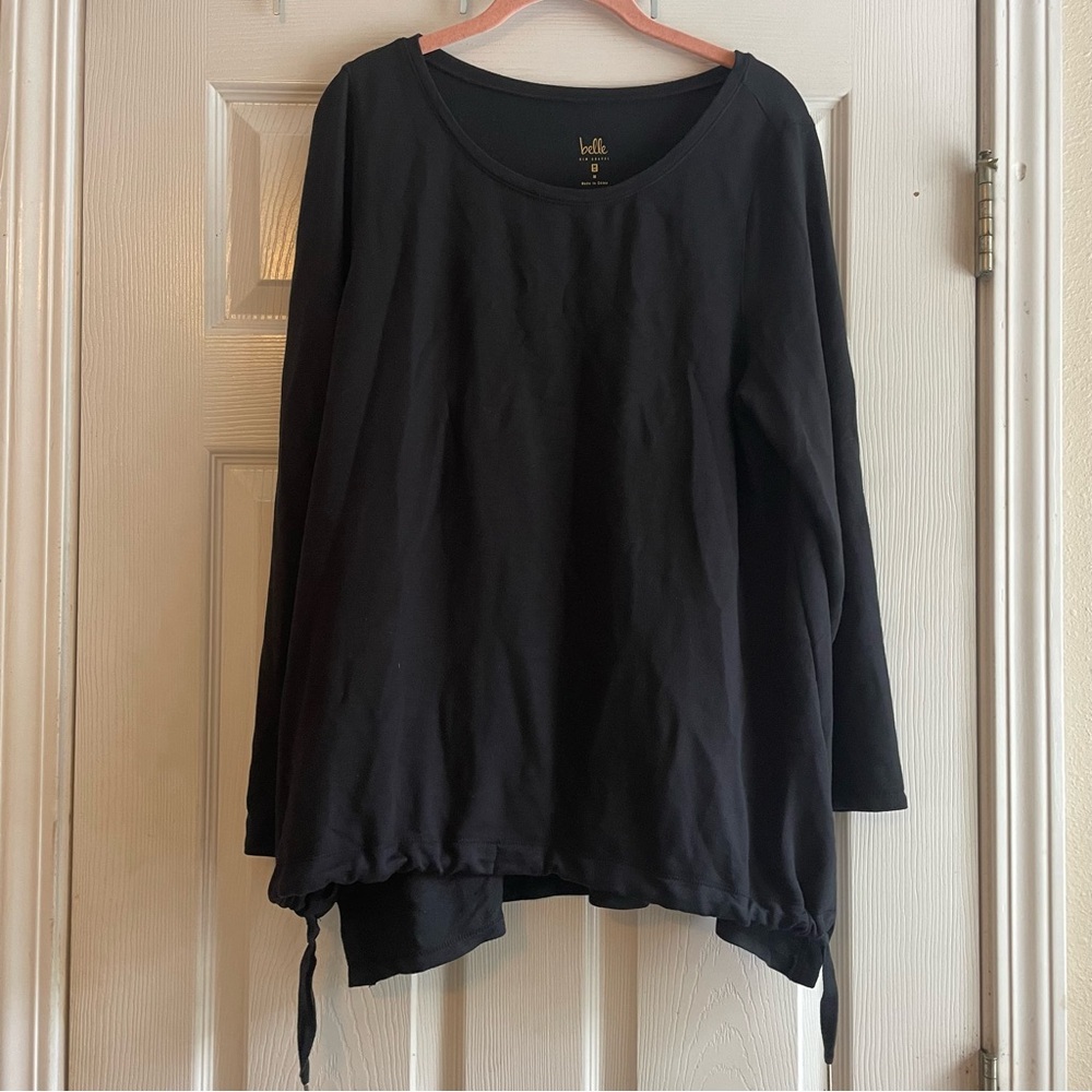 Belle By Kim Gravel Size Medium Black Long Sleeve Cinch Waist Top